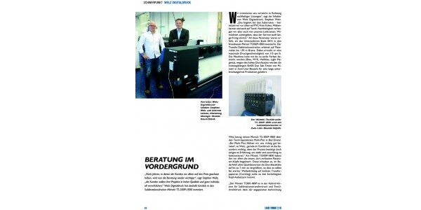 Large Format: Beratung im Vordergrund